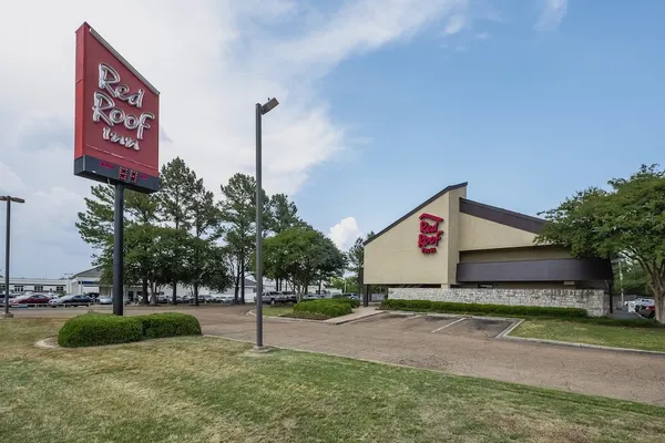 Photo 1 - Red Roof Inn Jackson North - Ridgeland