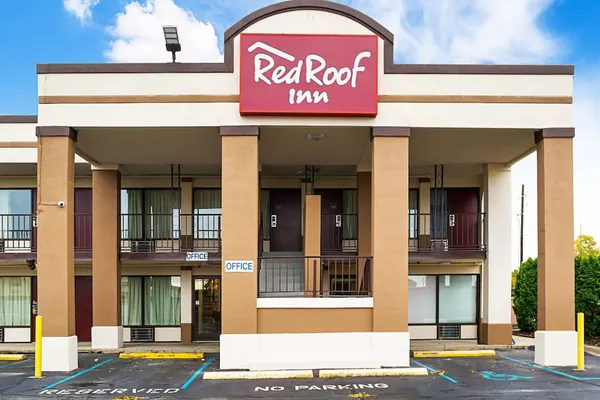 Photo 1 - Red Roof Inn Indianapolis East