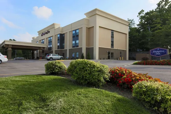 Photo 1 - Hampton Inn St. Louis/Fairview Heights