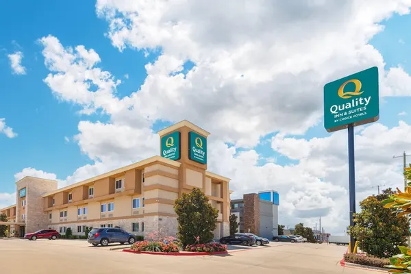 Photo 1 - Quality Inn & Suites Plano East - Richardson