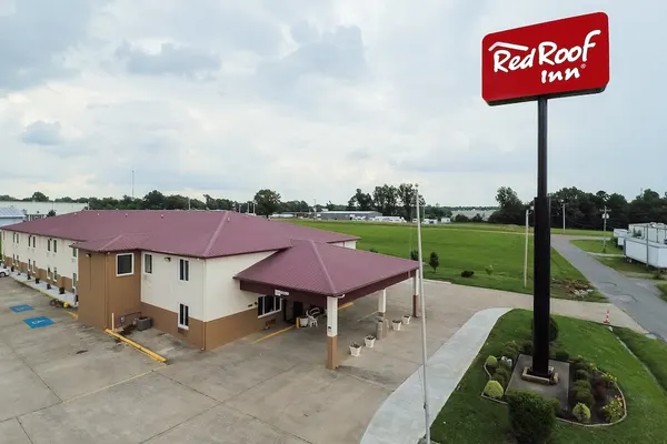 Photo 1 - Red Roof Inn Paducah