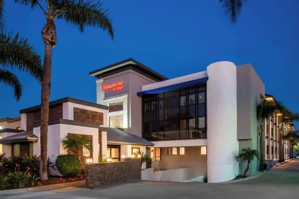 Photo 1 - Hampton Inn by Hilton Costa Mesa Newport Beach