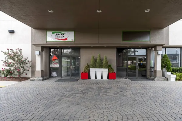 Photo 1 - Red Roof PLUS+ Newark Liberty Airport - Carteret