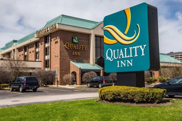 Photo 1 - Quality Inn Schaumburg - Chicago near the Mall