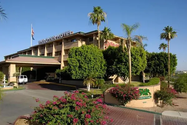 Photo 1 - Shilo Inn Hotel & Suites - Yuma