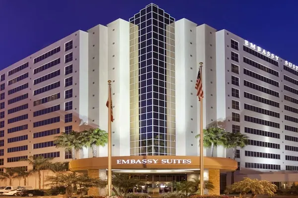 Photo 1 - Embassy Suites by Hilton San Diego La Jolla
