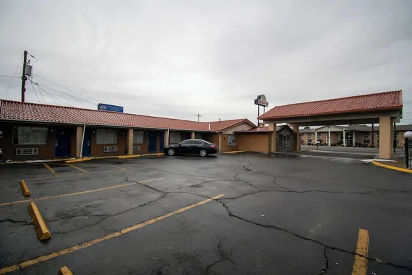 Photo 1 - Days Inn by Wyndham Caddo Valley Arkadelphia