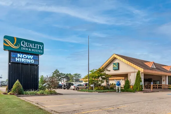 Photo 1 - Quality Inn And Suites Escanaba