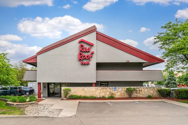 Photo 1 - Red Roof Inn Detroit Metro Airport - Taylor