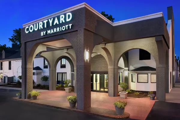 Photo 1 - Courtyard by Marriott Winston-Salem University