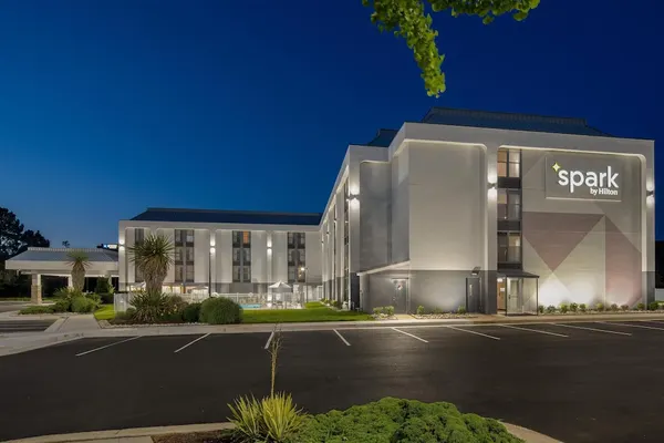 Photo 1 - Spark by Hilton Williamsburg Historic Area