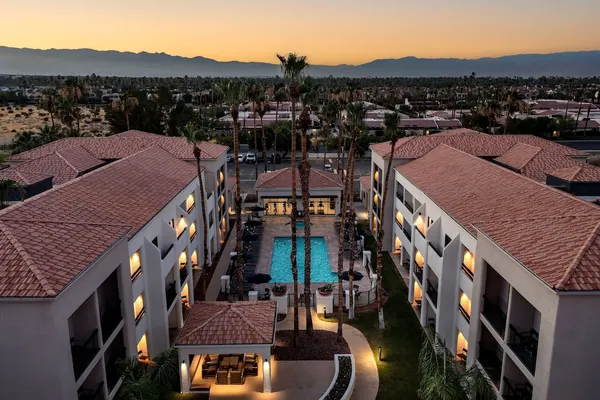 Photo 1 - Courtyard By Marriott Palm Springs