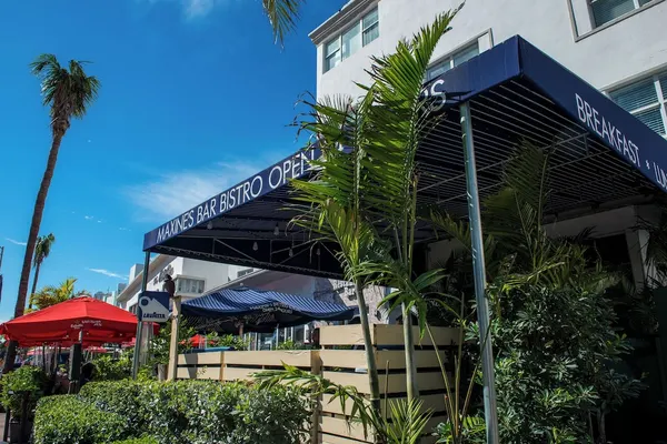 Photo 1 - Catalina Hotel & Beach Club