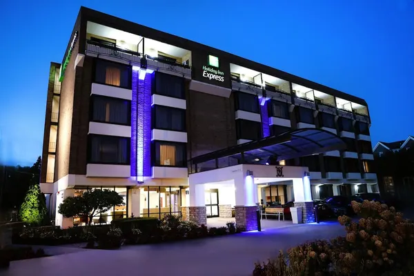 Photo 1 - Holiday Inn Express Detroit-Birmingham by IHG
