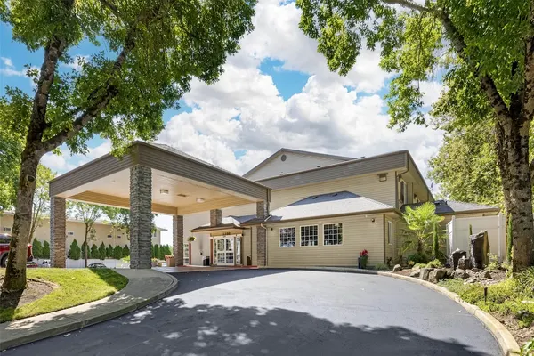 Photo 1 - Best Western Plus Prairie Inn