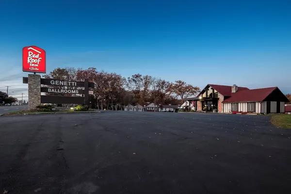 Photo 1 - Red Roof Inn & Suites Hazleton