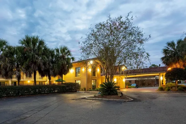 Photo 1 - La Quinta Inn by Wyndham Tallahassee North