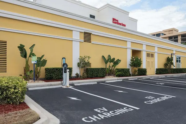 Photo 1 - Hilton Garden Inn Daytona Beach Oceanfront