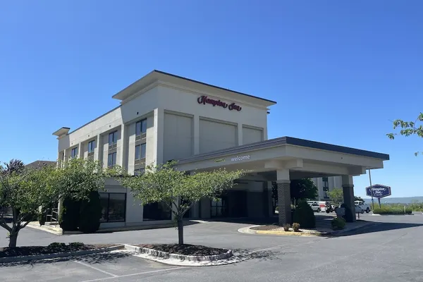 Photo 1 - Hampton Inn Harrisonburg - University