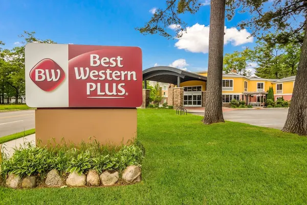 Photo 1 - Best Western Plus Traverse City