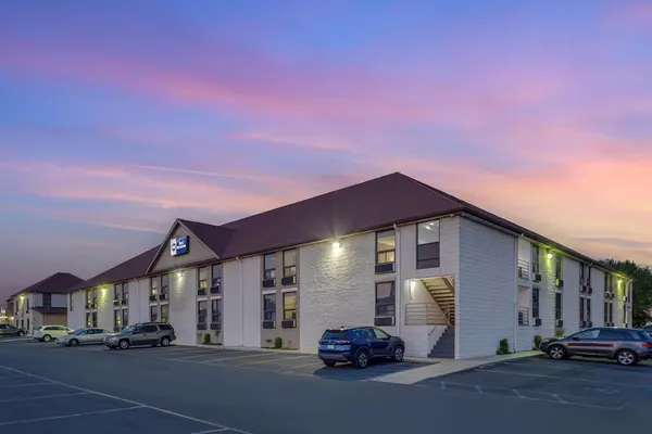 Photo 1 - Best Western Galaxy Inn