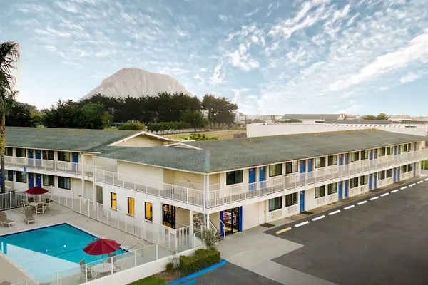 Photo 1 - Motel 6 Morro Bay, CA