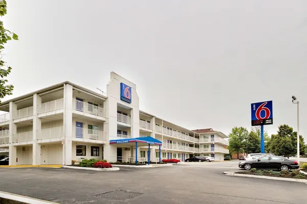 Photo 1 - Motel 6 Linthicum Heights, MD - BWI Airport