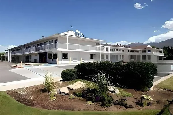 Photo 1 - Super 8 by Wyndham Woods Cross/Salt Lake City North