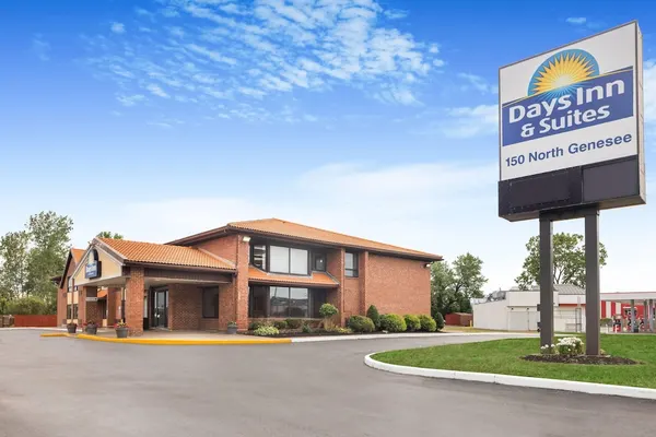 Photo 1 - Days Inn by Wyndham Utica