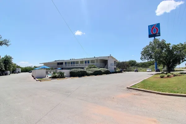 Photo 1 - Motel 6 Abilene, TX