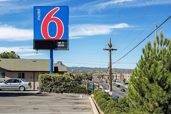 Photo 1 - Motel 6 Prescott, AZ