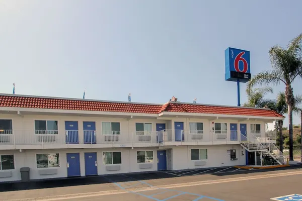 Photo 1 - Motel 6 La Mesa, CA - San Diego