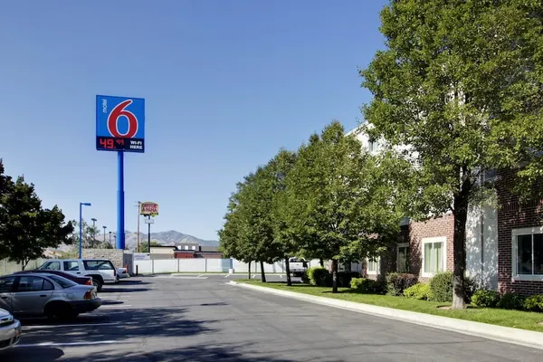 Photo 1 - Motel 6 Lehi, UT – Thanksgiving Point