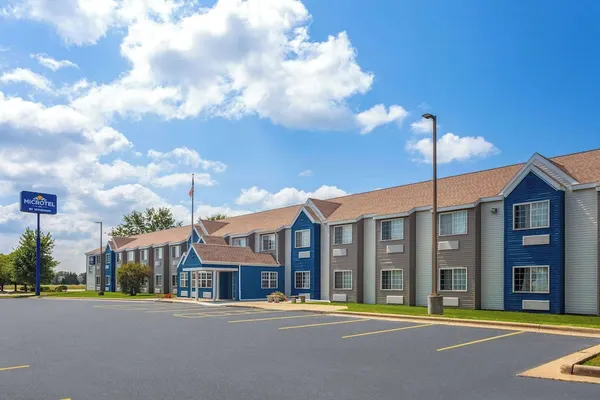 Photo 1 - Microtel Inn by Wyndham Janesville