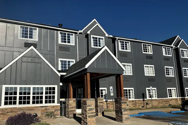 Photo 1 - Greenville Pelham Inn by IHG