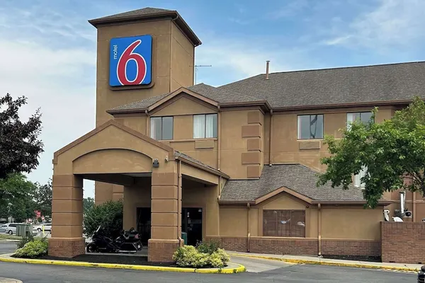 Photo 1 - Motel 6 Indianapolis, IN - Airport