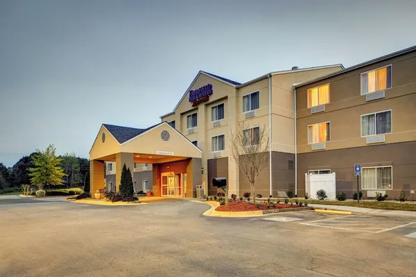 Photo 1 - Fairfield Inn & Suites by Marriott Atlanta Suwanee