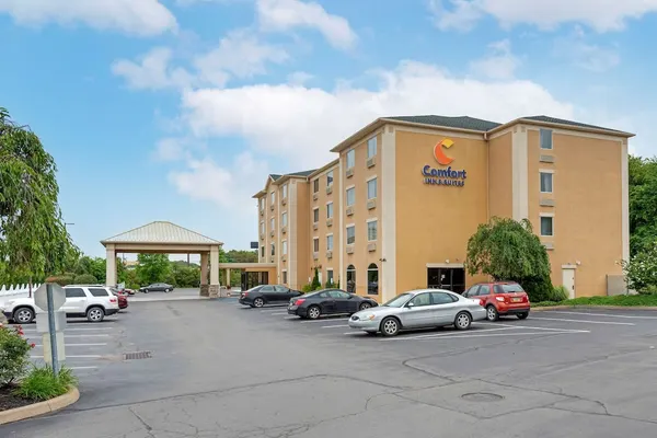 Photo 1 - Comfort Inn & Suites Wilkes Barre - Arena