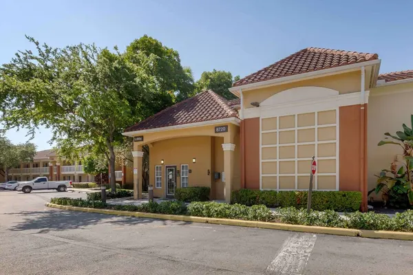 Photo 1 - Extended Stay America Suites Miami Airport Doral