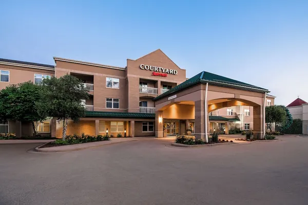 Photo 1 - Courtyard by Marriott Wausau