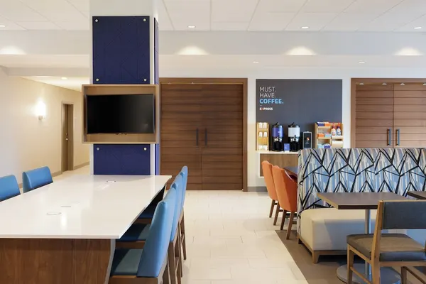 Photo 1 - Holiday Inn Express & Suites Pittsfield - Berkshires