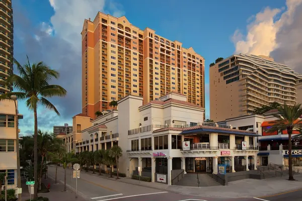 Photo 1 - Marriott's BeachPlace Towers