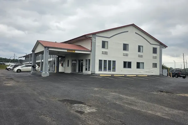 Photo 1 - Budgetel Inn & Suites