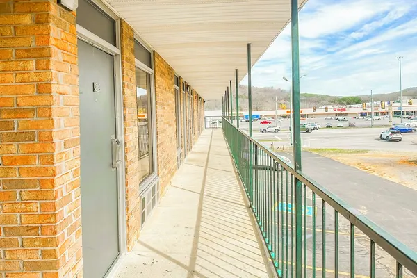 Photo 1 - Regal Inn Guntersville By OYO Hwy 431