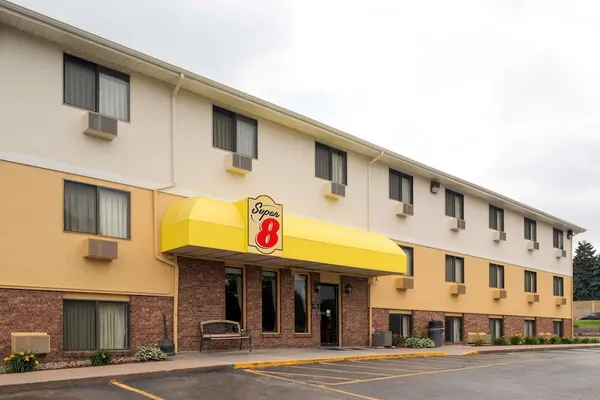 Photo 1 - Super 8 by Wyndham Omaha NE