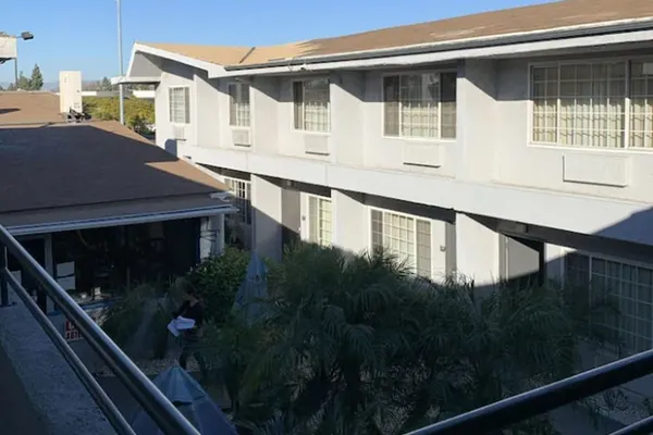 Photo 1 - Skyways Hotel