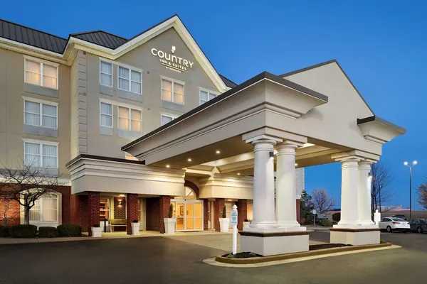 Photo 1 - Country Inn & Suites by Radisson, Evansville, IN