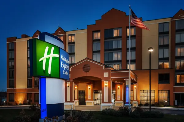 Photo 1 - Holiday Inn Express Hotel & Suites South Portland, an IHG Hotel