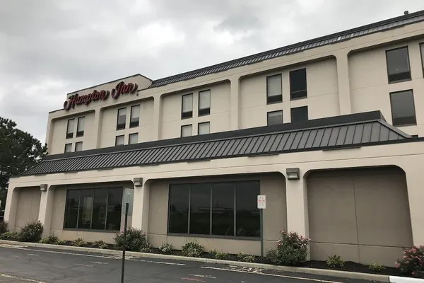 Photo 1 - Hampton Inn Ridgefield Park