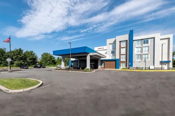Photo 1 - Hampton Inn Swedesboro Philadelphia